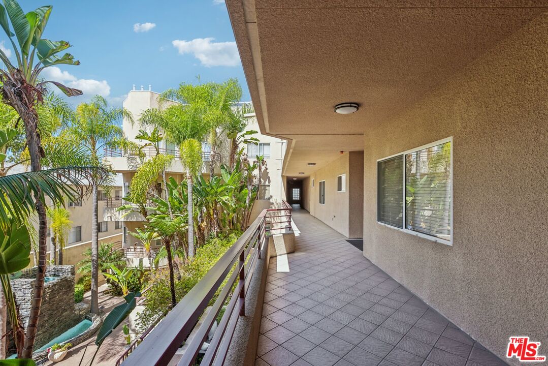 14290 Dickens St Unit: 204