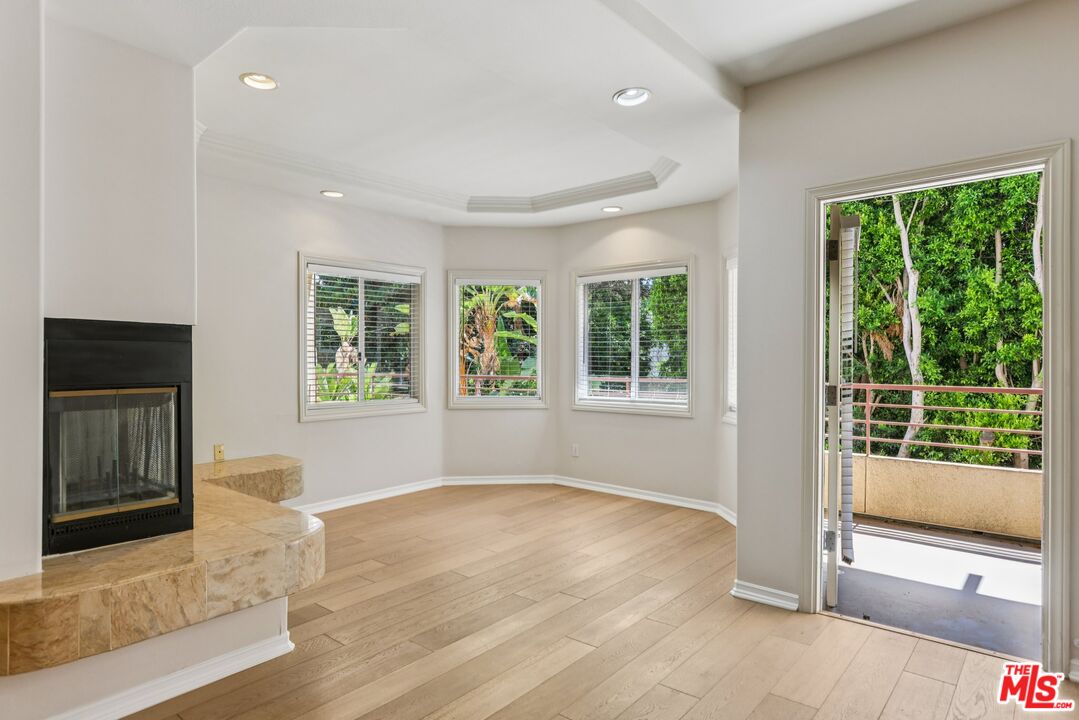 14290 Dickens St Unit: 204