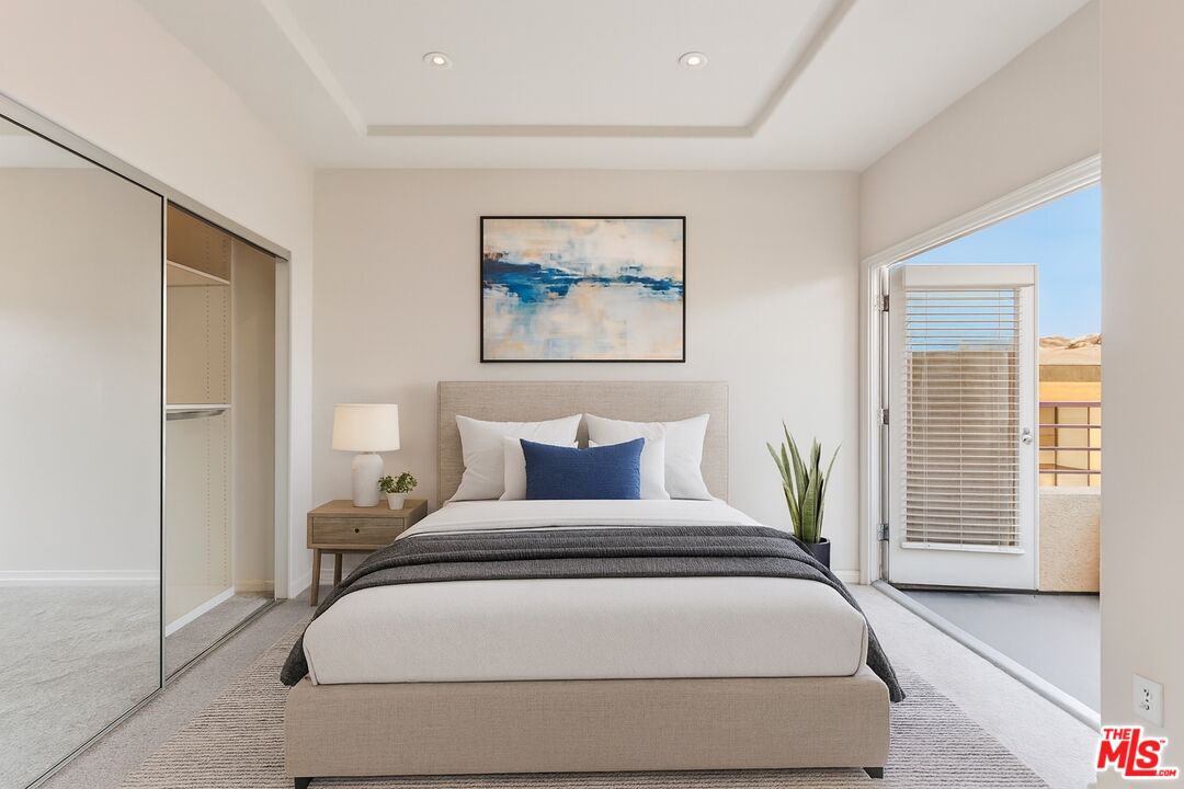 14290 Dickens St Unit: 204