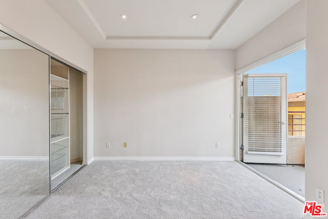 14290 Dickens St Unit: 204