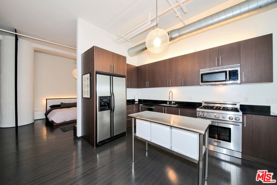 1645 N VINE ST Unit: 603