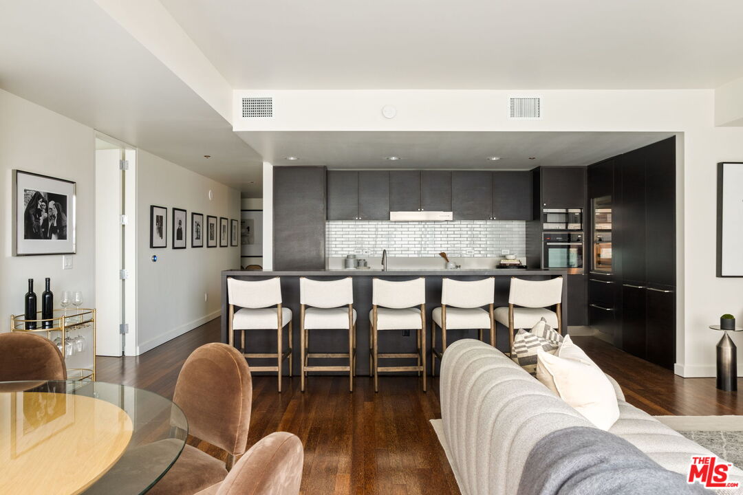 6250 Hollywood Blvd Unit: 5N