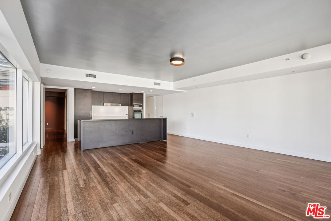 6250 Hollywood Blvd Unit: 5A