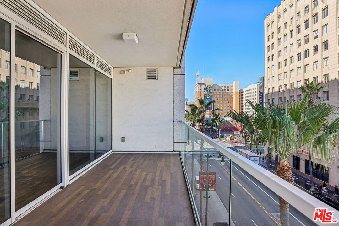6250 Hollywood Blvd Unit: 5A
