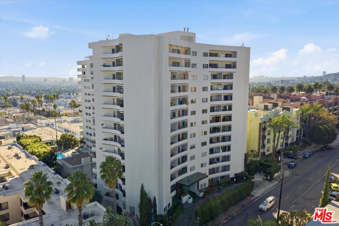 7250 Franklin Ave Unit: 517