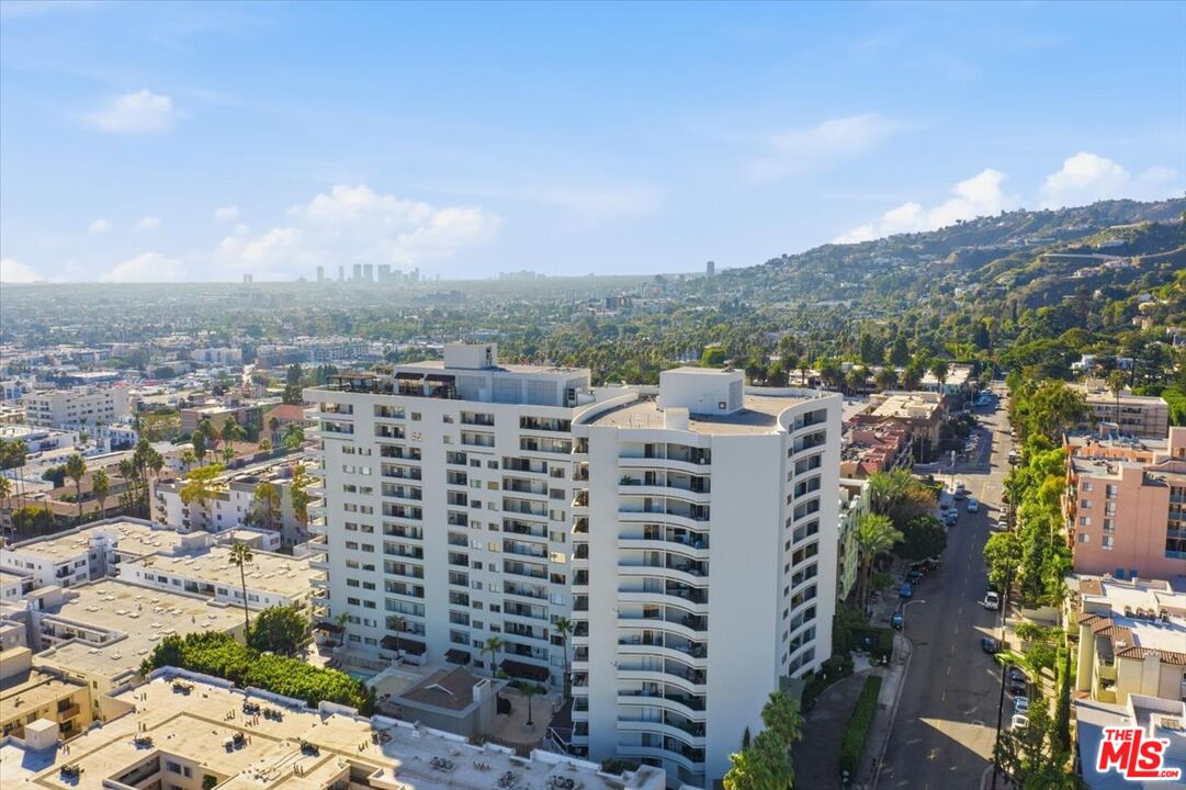 7250 Franklin Ave Unit: 517