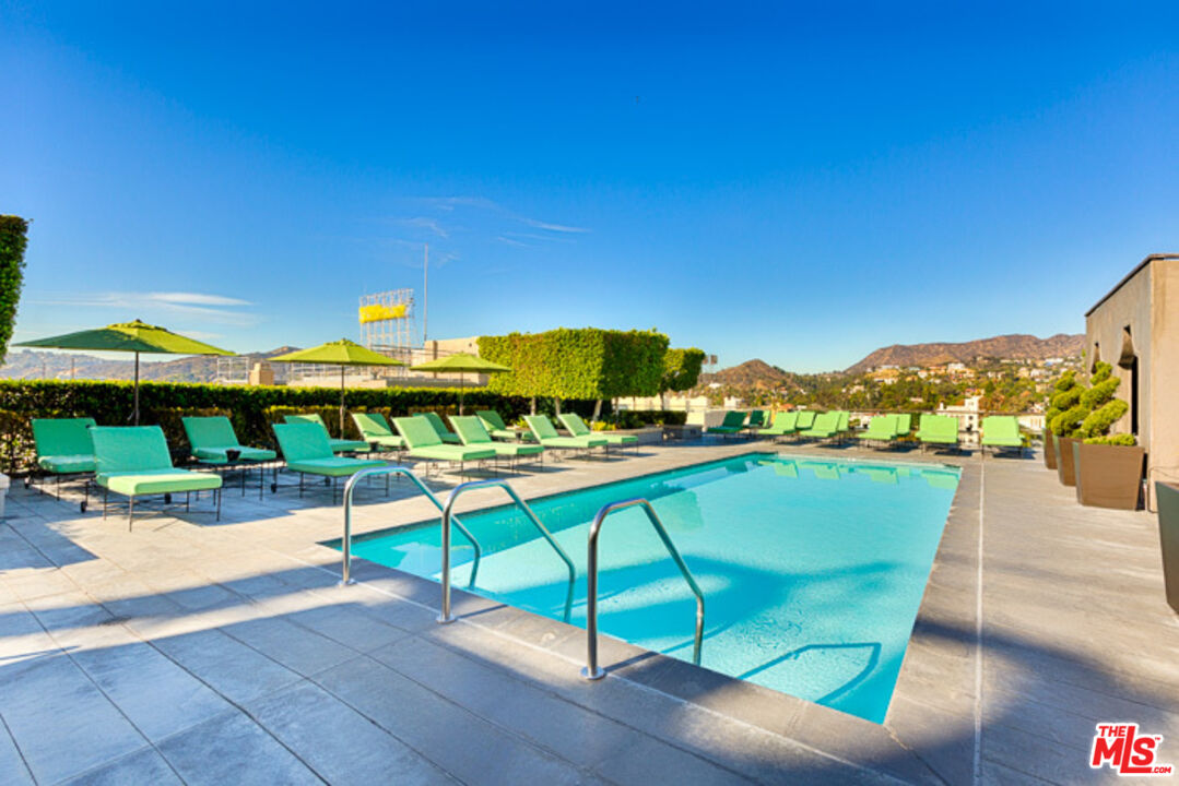 1645 N Vine St Unit: 801