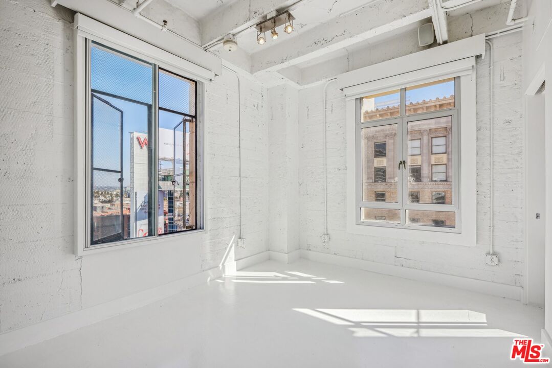 6253 Hollywood BLVD Unit: 1001