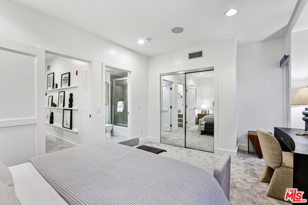 438 Arnaz Dr Unit: #103