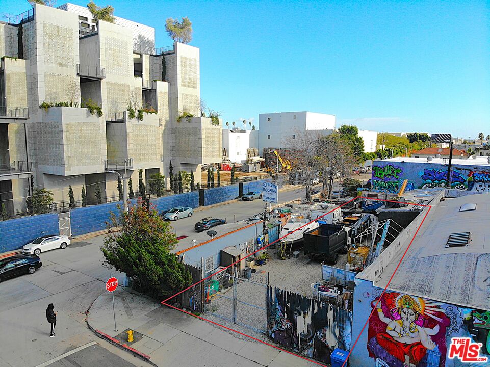 1015 N Gower St Los Angeles CA