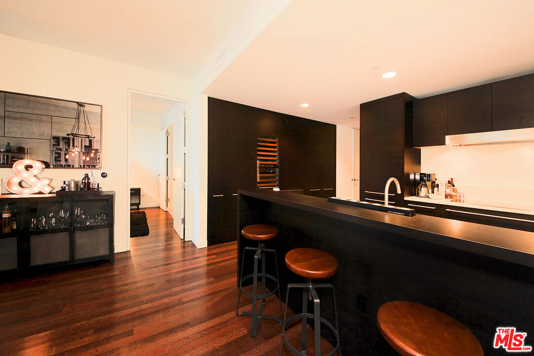 6250 HOLLYWOOD BLVD Unit: 6C