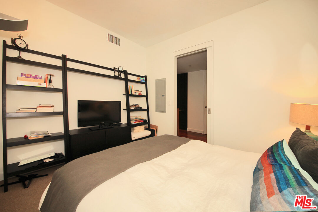6250 HOLLYWOOD BLVD Unit: 6C