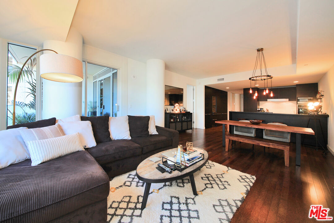 6250 HOLLYWOOD BLVD Unit: 6C
