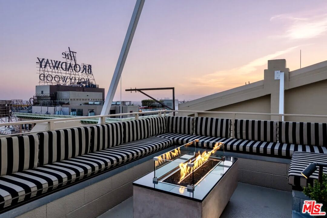 6253 Hollywood Blvd Unit: 1202