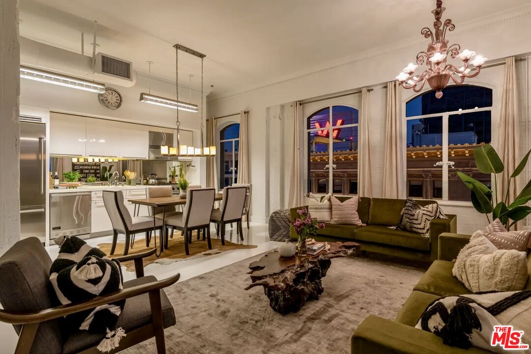 6253 Hollywood Blvd Unit: 1202