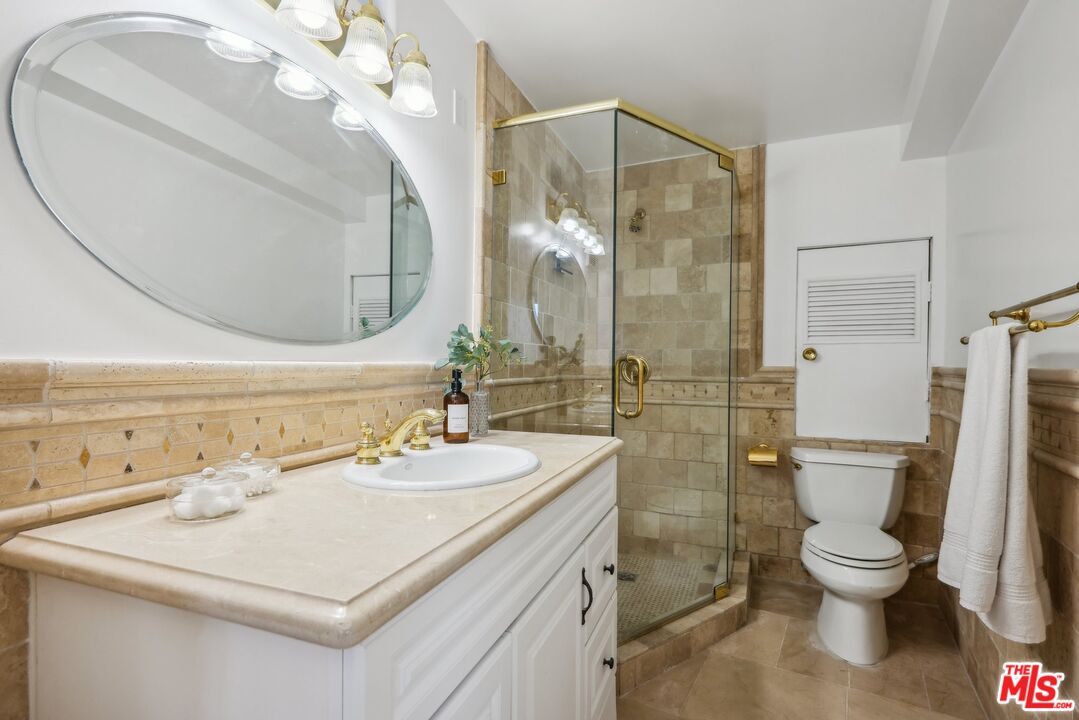 2411 Mount Olympus Dr