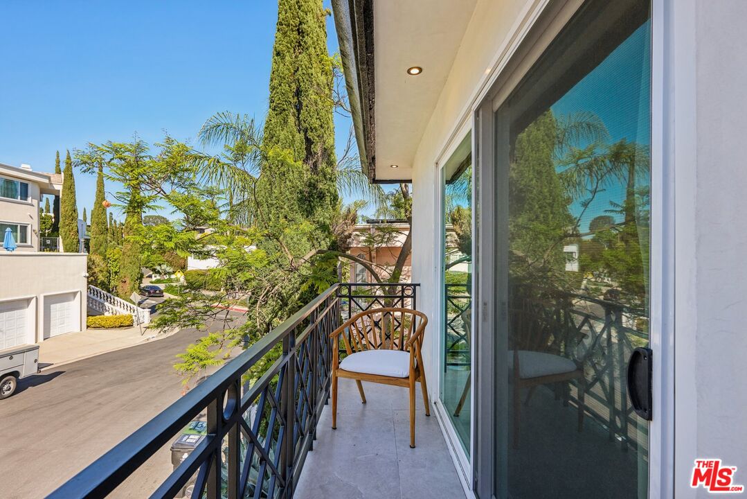 2411 Mount Olympus Dr