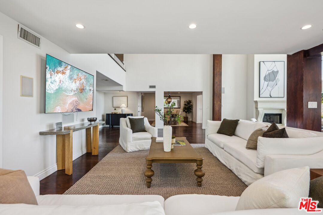 2411 Mount Olympus Dr