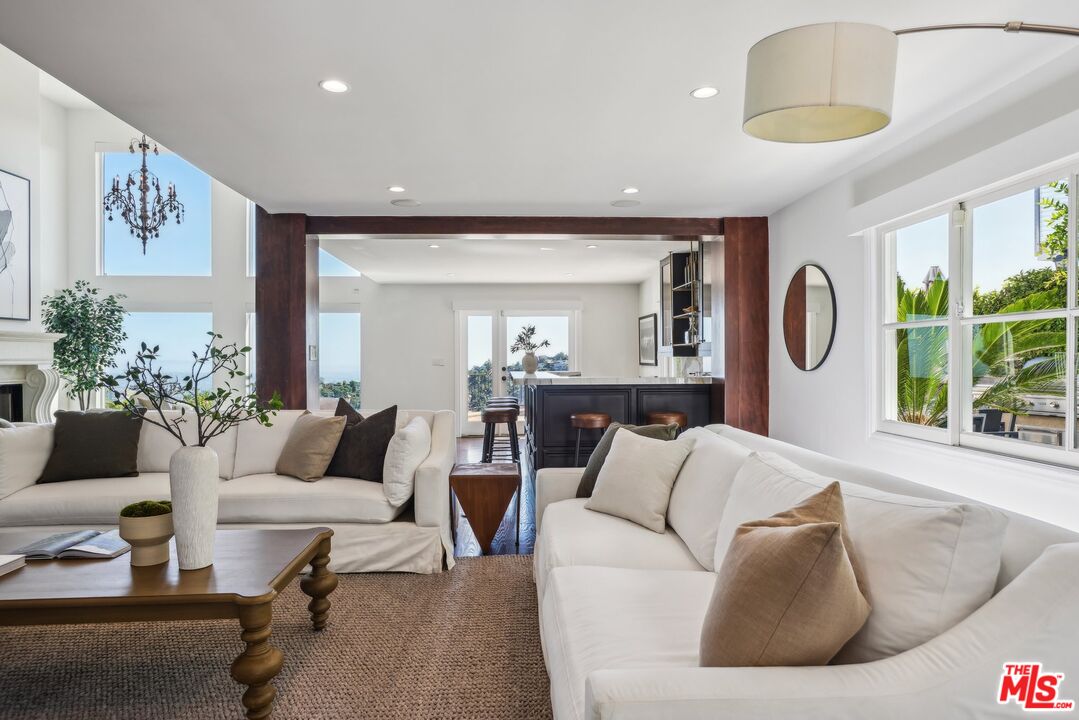 2411 Mount Olympus Dr