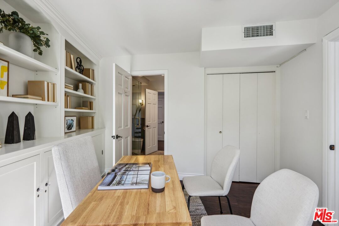 2411 Mount Olympus Dr