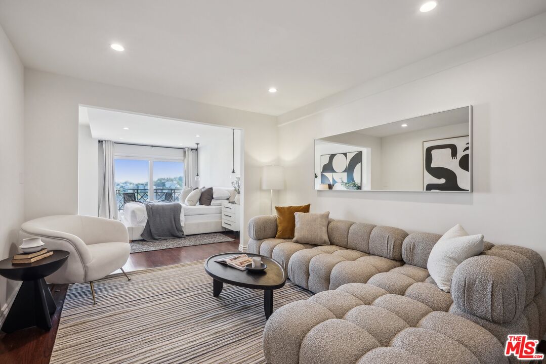 2411 Mount Olympus Dr