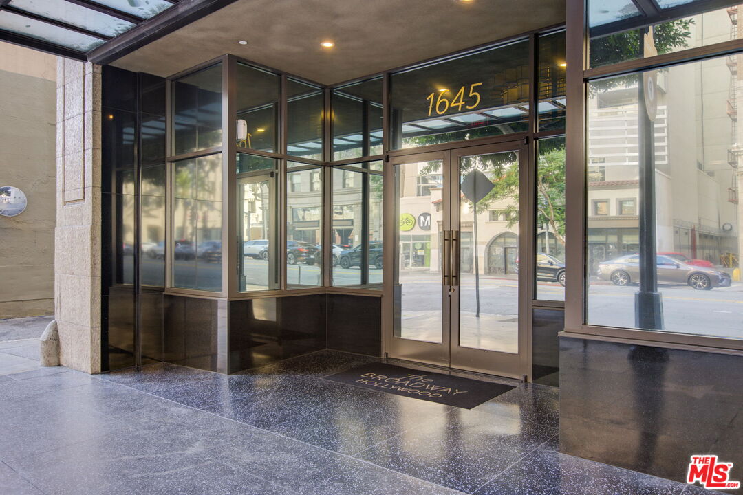 1645 N VINE ST Unit: 603