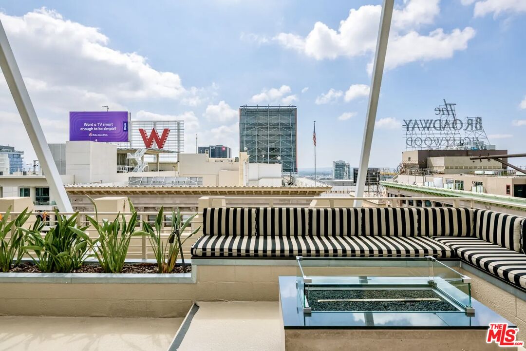 6253 Hollywood Blvd Unit: 1202