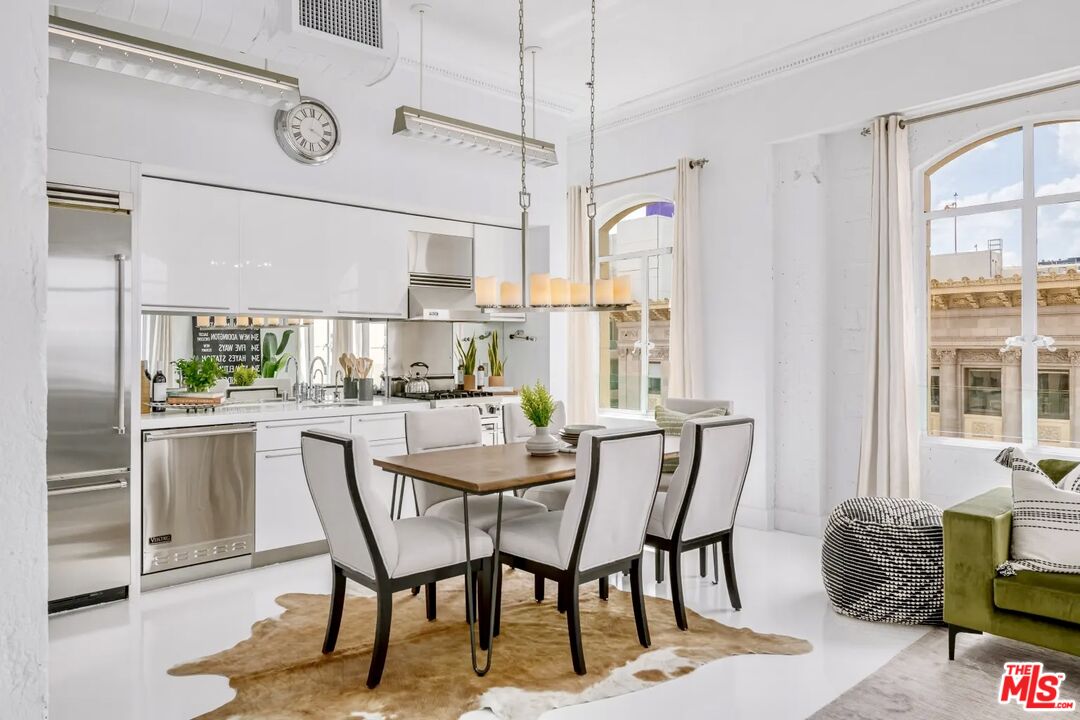 6253 Hollywood Blvd Unit: 1202