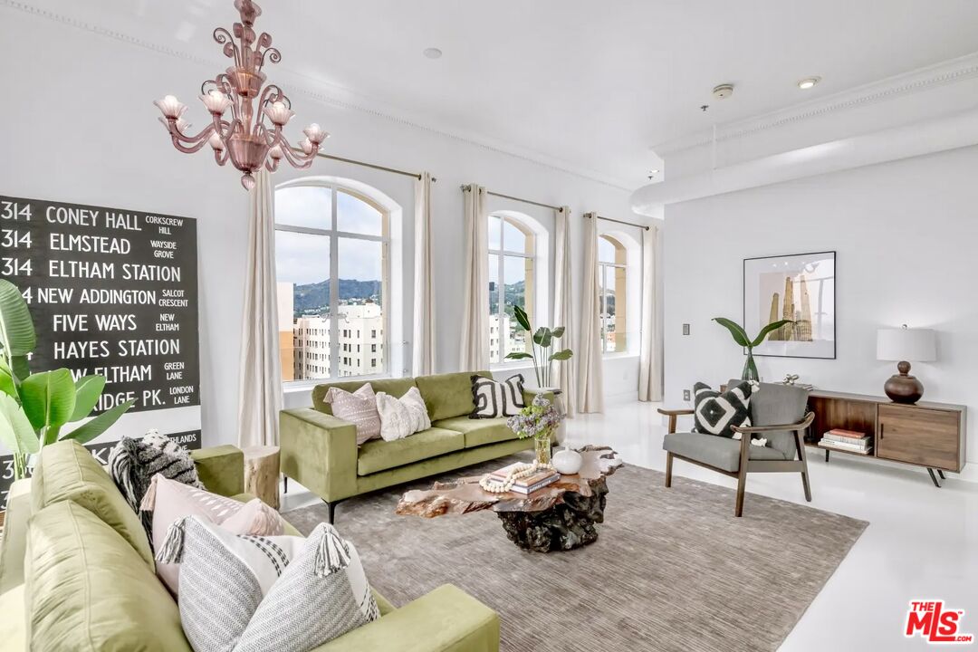 6253 Hollywood Blvd Unit: 1202