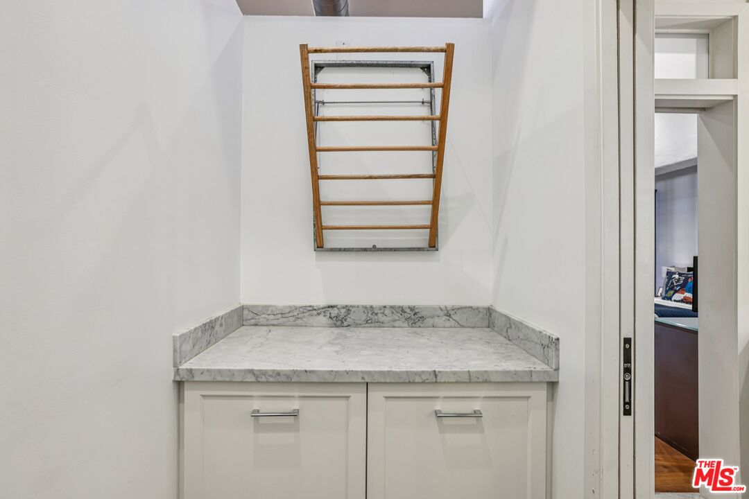 1645 N Vine St Unit: 611