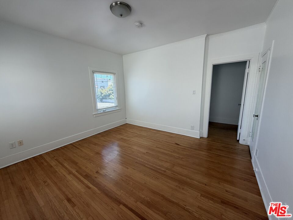 1504 S Bronson Ave
