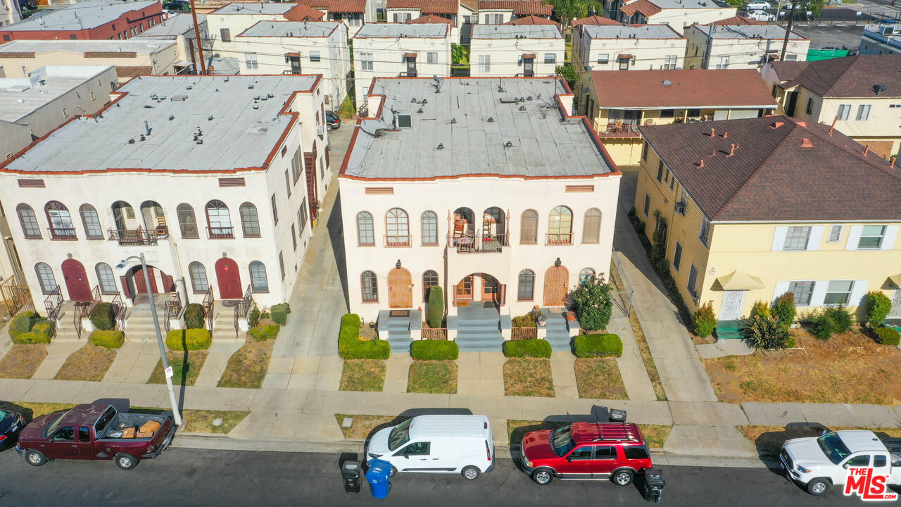 1504 S Bronson Ave