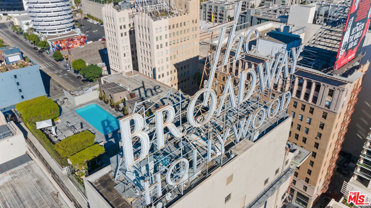 1645 Vine St Unit: 409