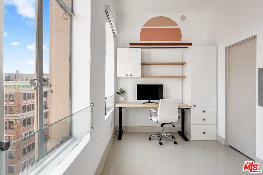 6253 HOLLYWOOD BLVD Unit: 1201