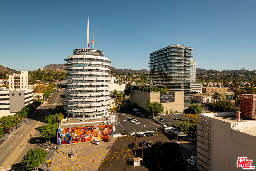 6253 HOLLYWOOD BLVD Unit: 1201