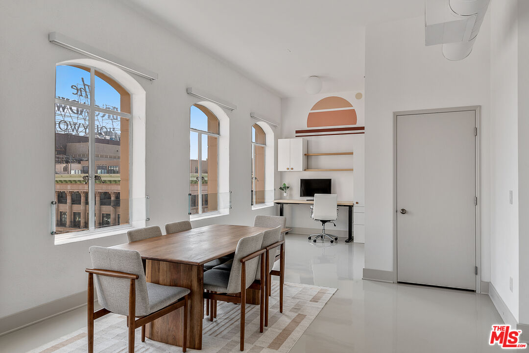 6253 HOLLYWOOD BLVD Unit: 1201