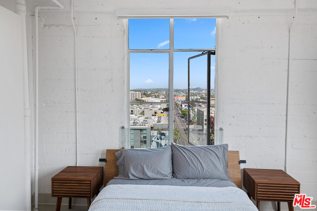 6253 HOLLYWOOD BLVD Unit: 1201