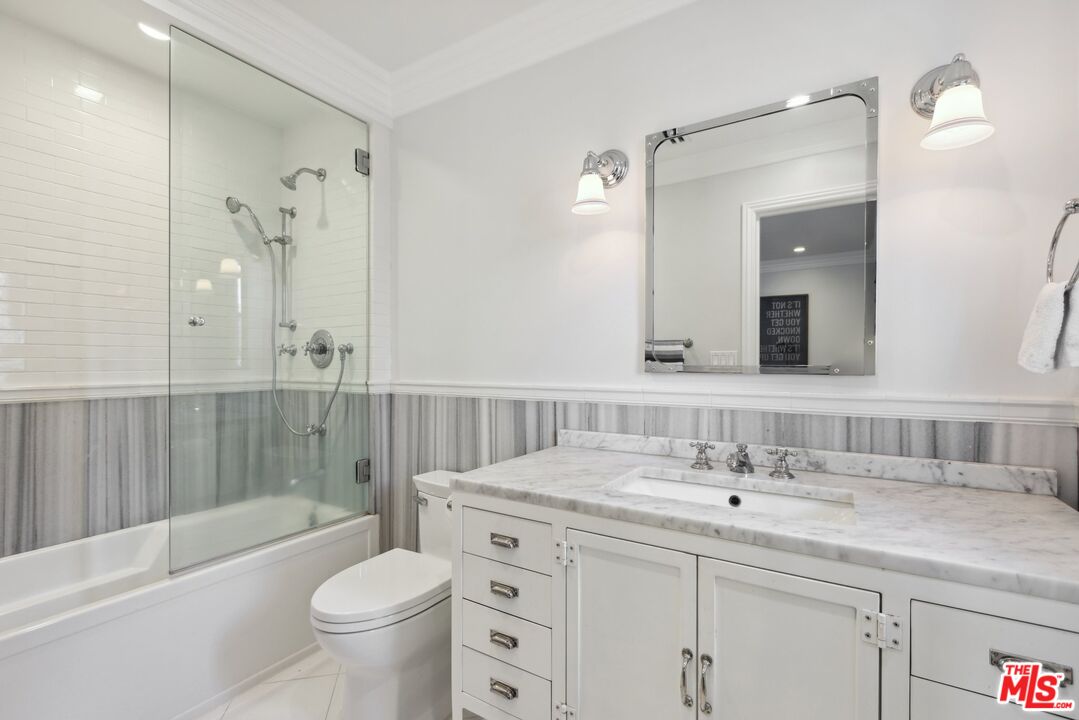 2676 Casiano Rd