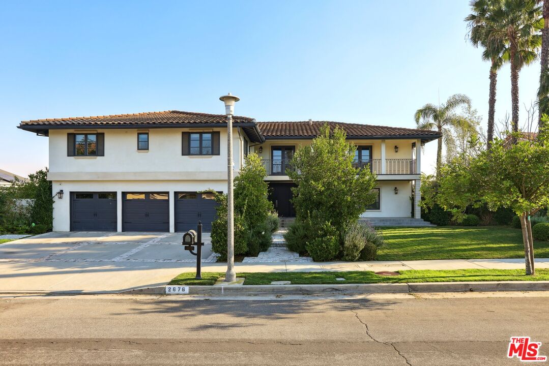 2676 Casiano Rd