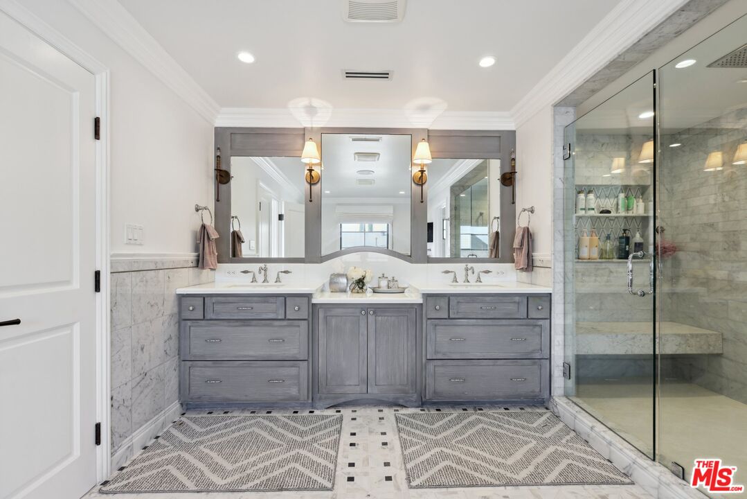 2676 Casiano Rd