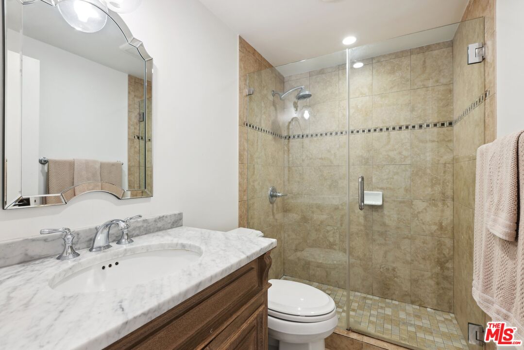 2676 Casiano Rd