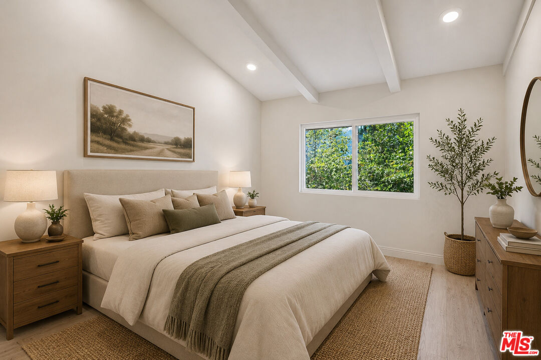 2700 Cahuenga Blvd Unit: E 4313