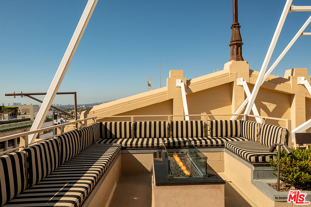 6253 HOLLYWOOD BLVD Unit: 601