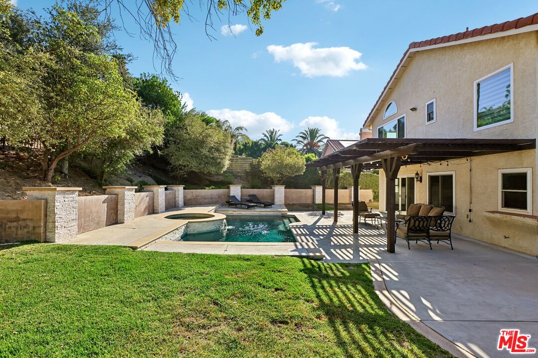 17807 Tuscan Dr