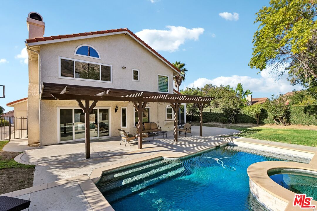 17807 Tuscan Dr