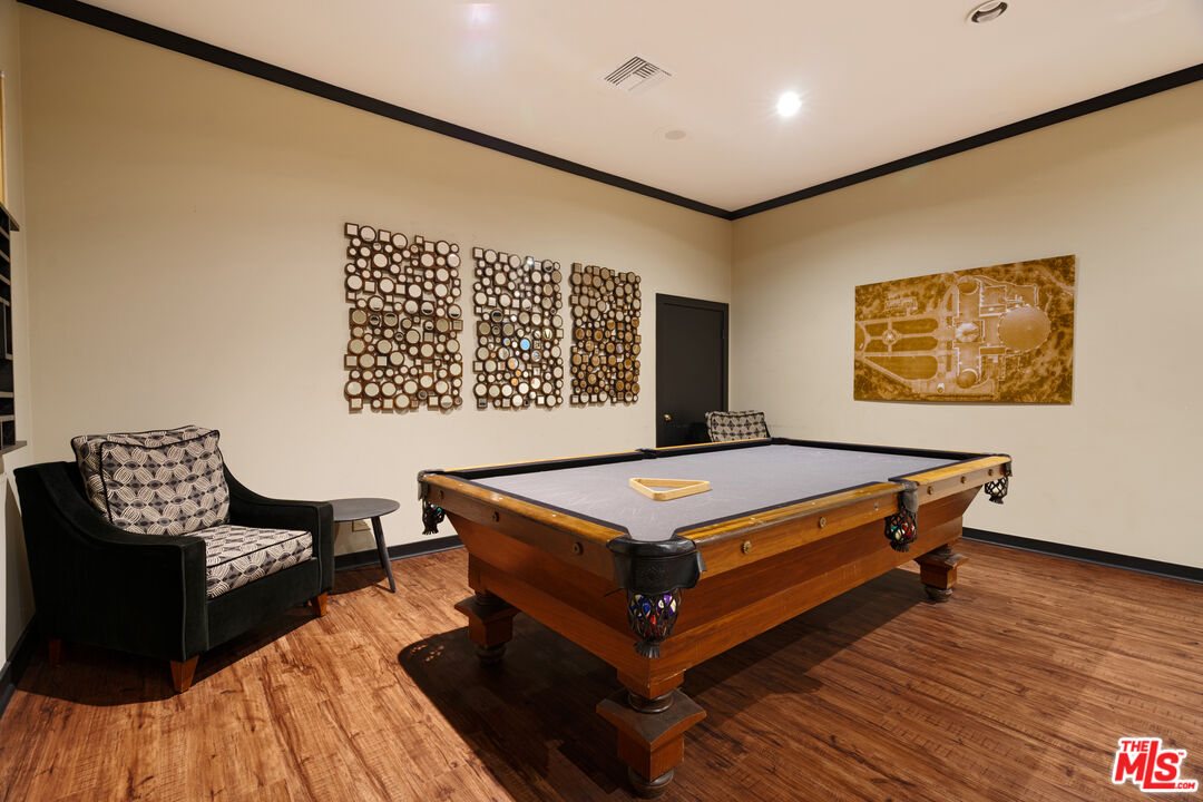 7135 Hollywood Blvd Unit: 402