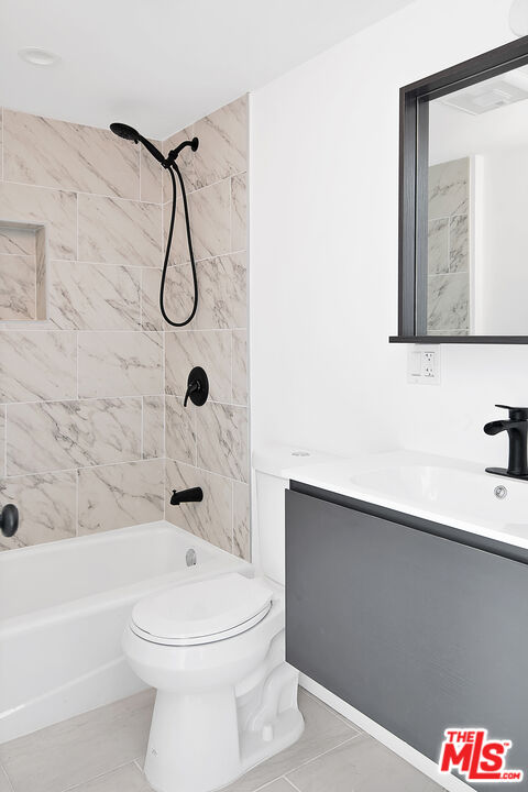 1610 S Beverly Glen Blvd Unit: 10