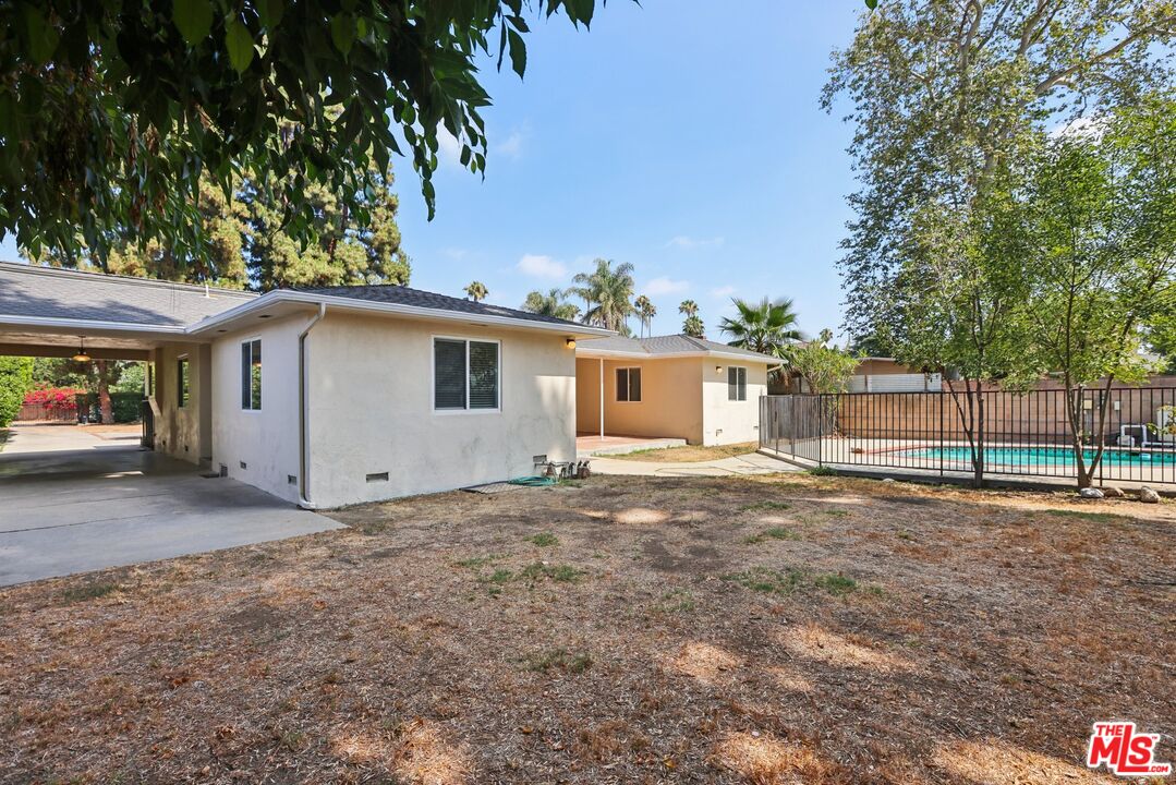 6727 Orion Ave