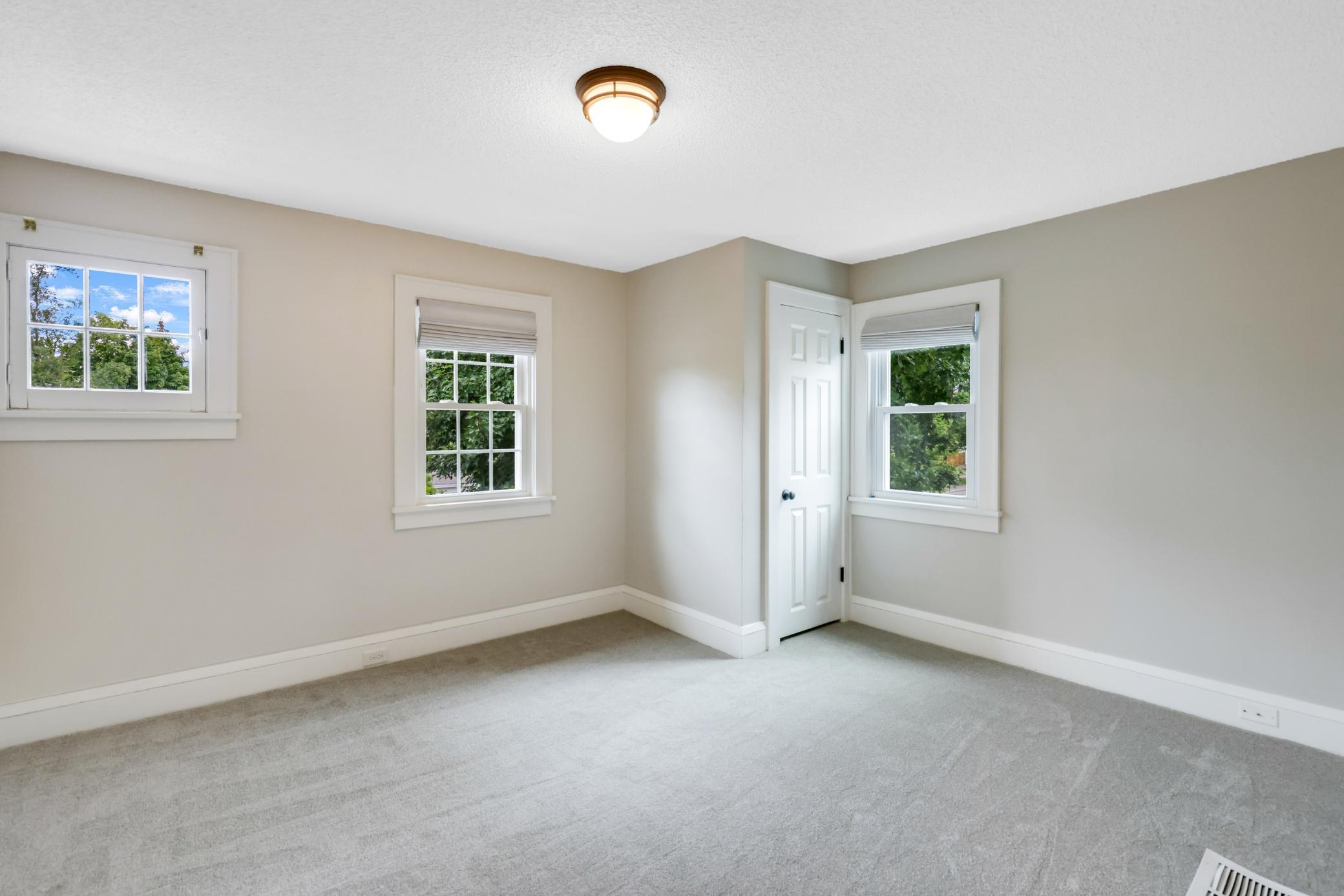 Charming, Turn-Key Dutch Colonial in Walkable Location