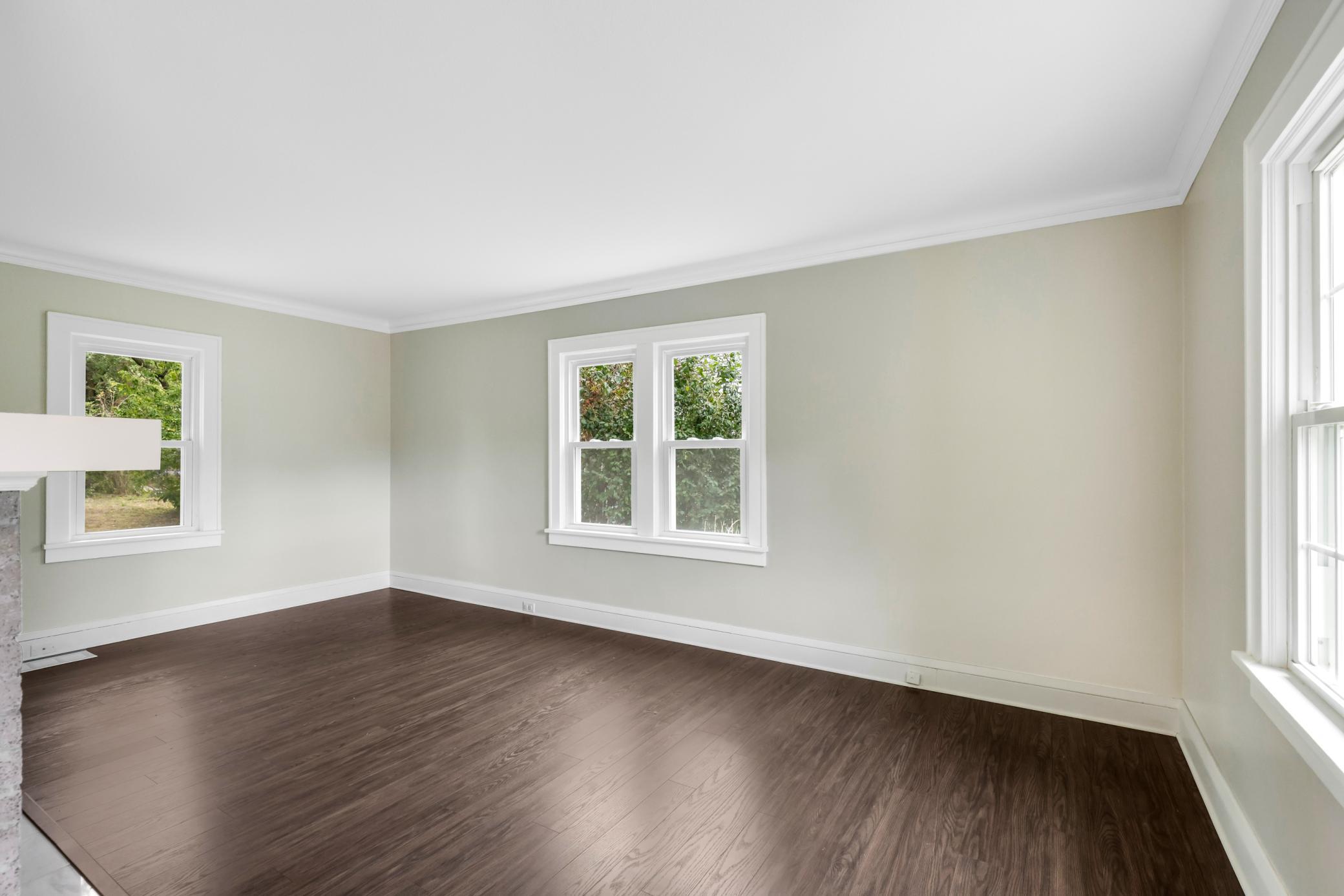 Charming, Turn-Key Dutch Colonial in Walkable Location